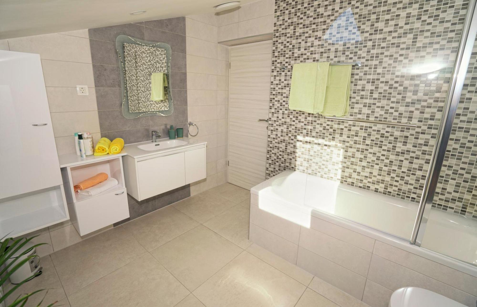 Riviera Blue Apartments With Seaview, Private Whirlpools And Parking Near Opatija Opric Exterior foto